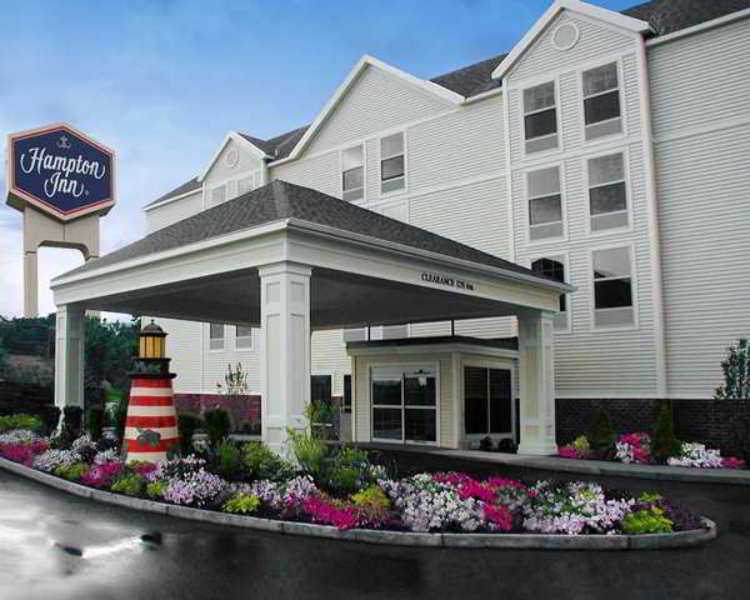 Hampton Inn Waterville Exterior photo